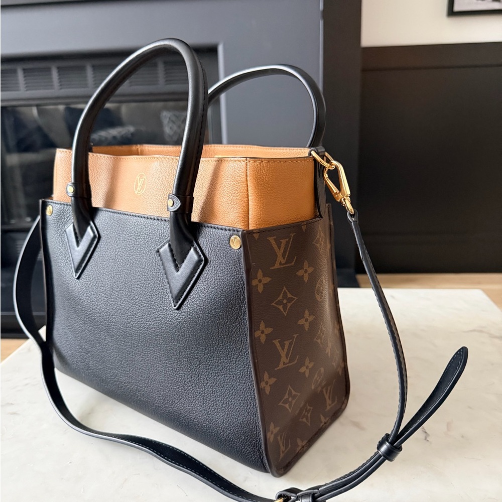 Louis Vuitton Monogram On My Side MM Calfskin Leather Top Handle Bag - Picture 2 of 11